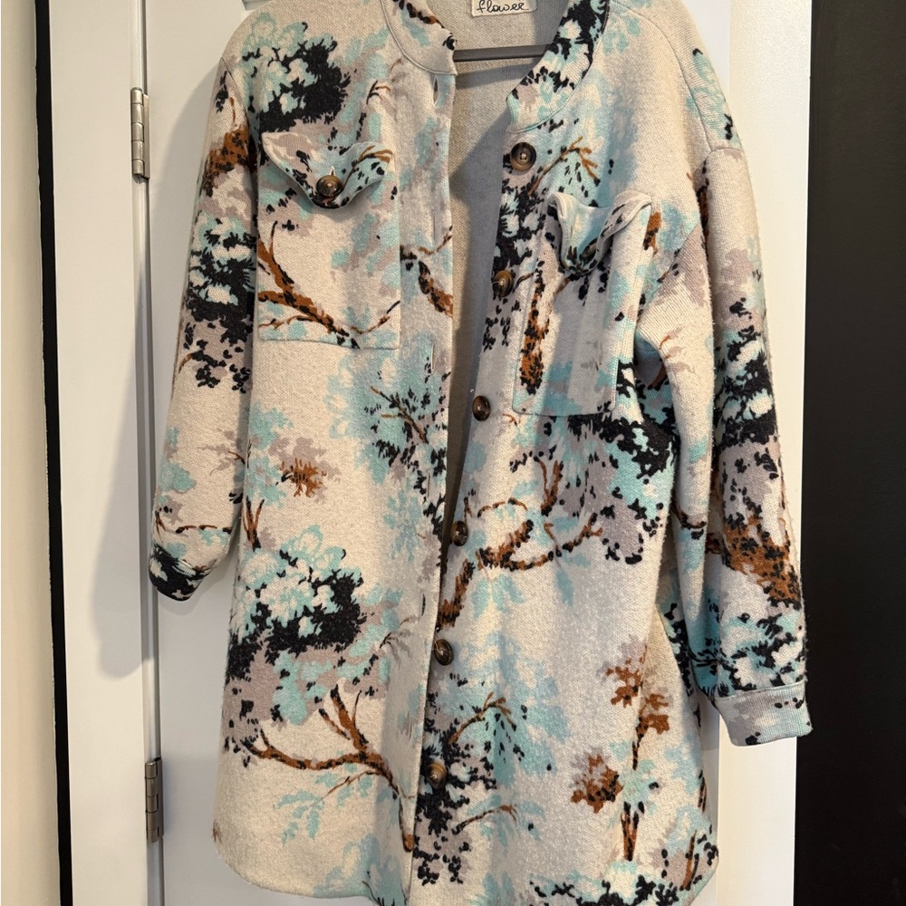 PLAE Women's Abstract Floral Teddy Jacket - Cream and Blue